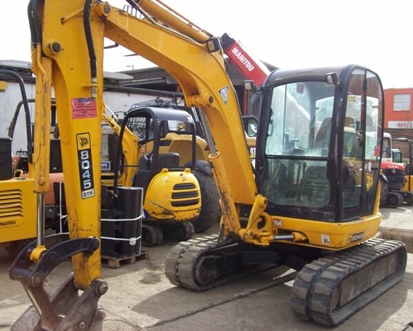 Mini-pelle d’occasion JCB 8045 ZTS (2007) – 4,75T – Moteur Perkins 33 kW – Image 2