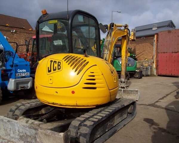Mini-pelle d’occasion JCB 8045 ZTS (2007) – 4,75T – Moteur Perkins 33 kW – Image 3