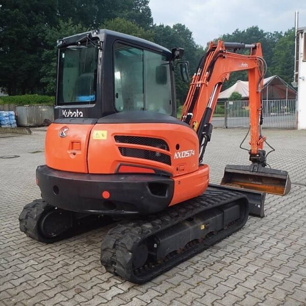 Mini-pelle Kubota KX057-4 (2014) – 5,5T – occasion – Image 2