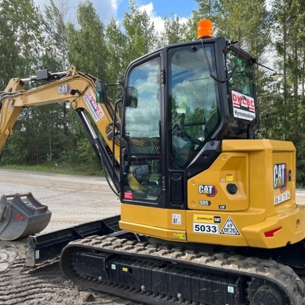 Mini-pelle CAT 305CR 2022 – 153 heures – Occasion