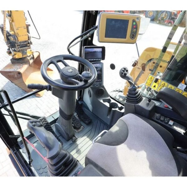 Pelle sur pneus Caterpillar M318F 2015 – 17,9T – 12013h – Occasion – Image 4