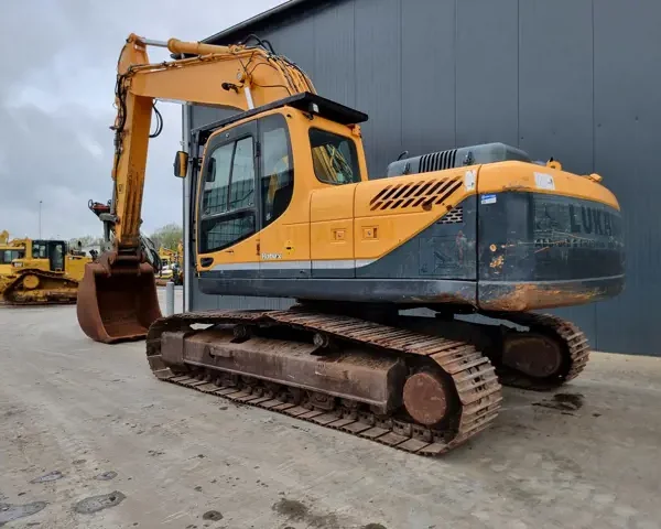 Pelle sur chenilles Hyundai ROBEX 250NLC-9 2012 – Occasion – 5 259 heures – Image 5