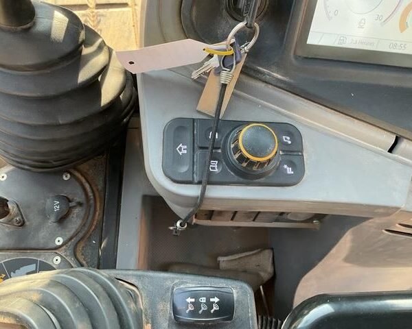 Tractopelle JCB 3CX 14H5WA – Image 20