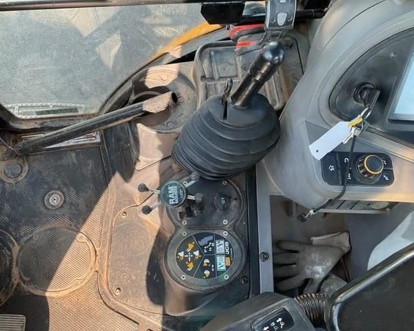 Tractopelle JCB 3CX 14H5WA – Image 18