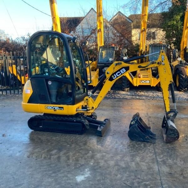JCB 8016 CTS (2015) – Mini Pelle 1,5T – 2 487 h – Entièrement Révisée – Image 6