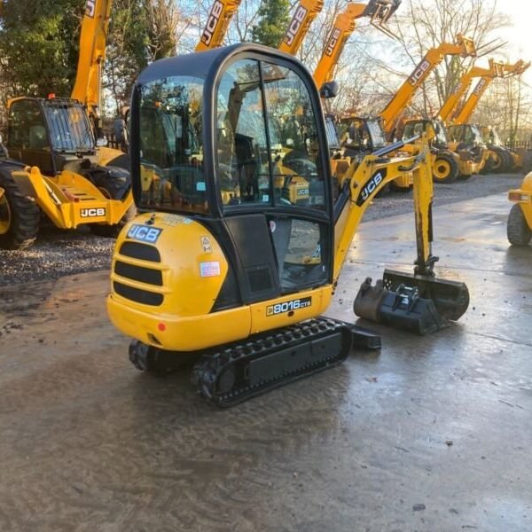 JCB 8016 CTS (2015) – Mini Pelle 1,5T – 2 487 h – Entièrement Révisée – Image 9