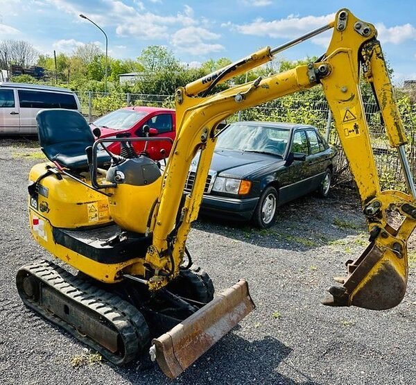 Komatsu PC 09-1 (2008) – Mini Pelle 0,8T – 1500 h – Ultra-Compacte
