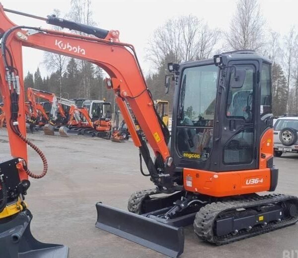 Kubota U36-4 (2022) – Mini Pelle 3,6T – État Neuf avec 13 Heures