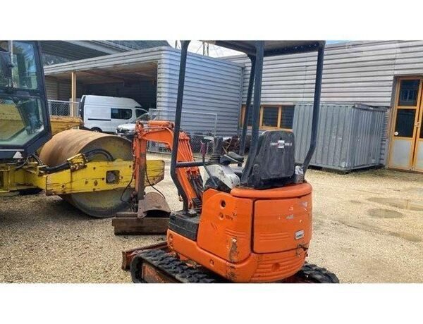 IHI 15NX (2004) – Mini Pelle 1,5T avec 3 Godets – 6 088 h – Compacte et Fiable – Image 6
