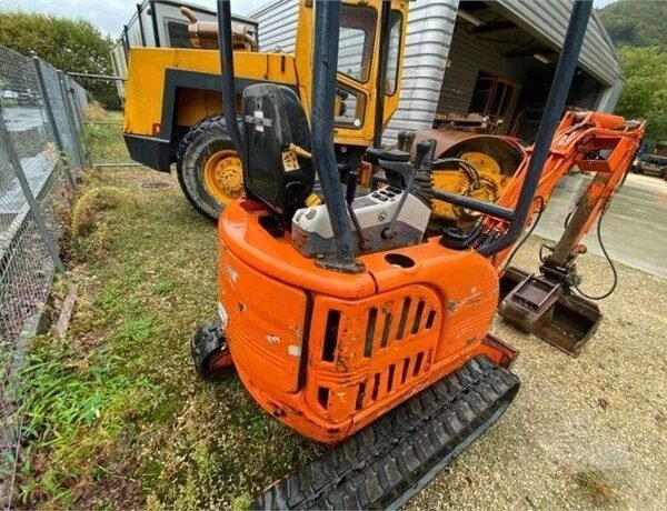 IHI 15NX (2004) – Mini Pelle 1,5T avec 3 Godets – 6 088 h – Compacte et Fiable – Image 18