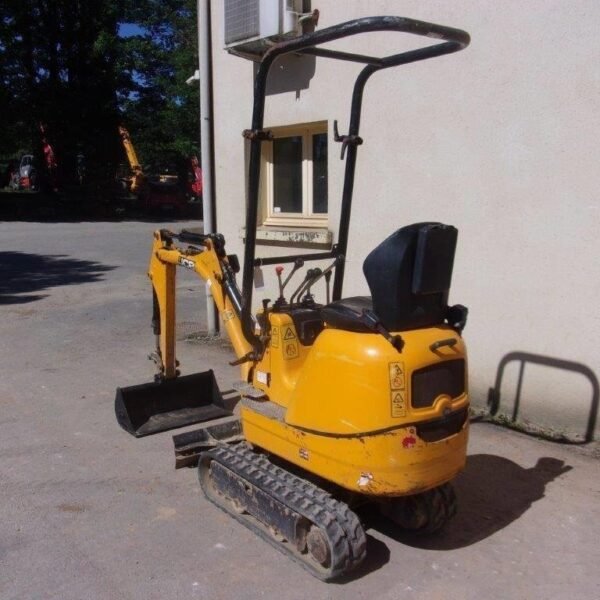 JCB 8008 (2017) – Mini Pelle 900 kg – 2 104 h – Ultra-Compacte – Image 3