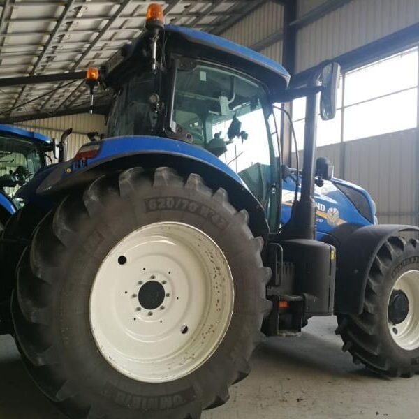 Tracteur agricole NEW HOLLAND T7-210AC – Image 4