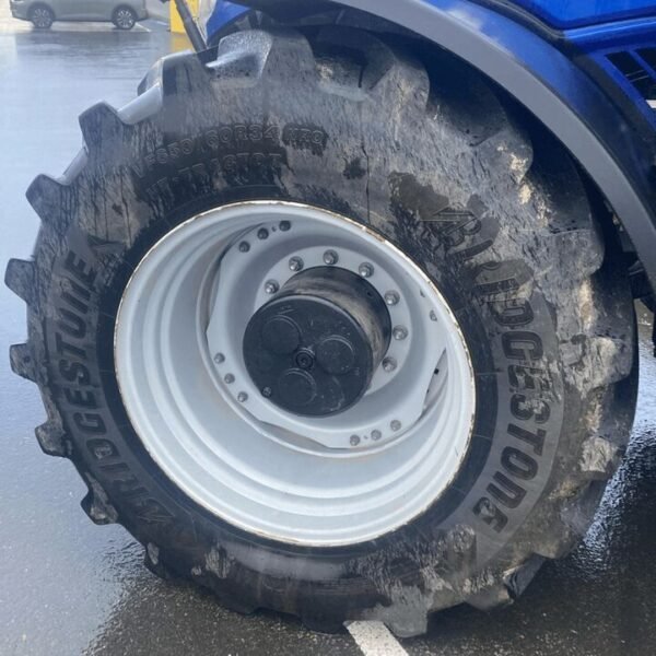 Tracteur agricole NEW HOLLAND T7.275 AC S5 – Image 11
