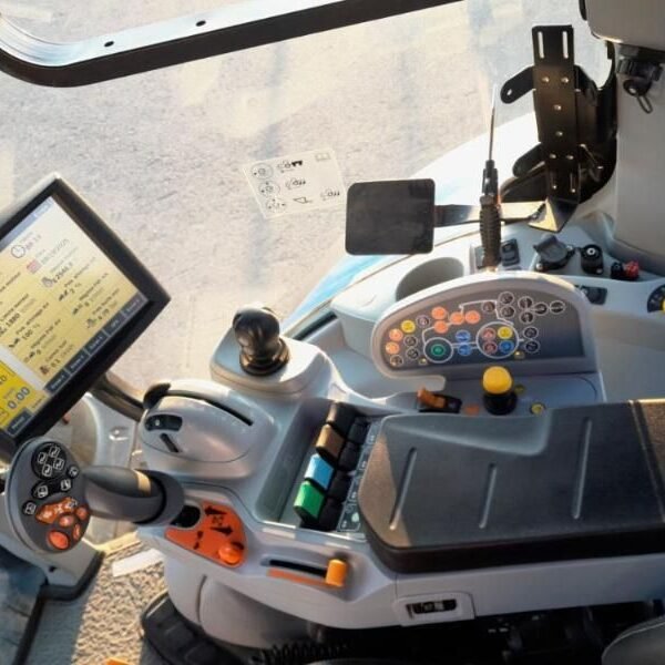 Tracteur agricole NEW HOLLAND T7-315HD – Image 5