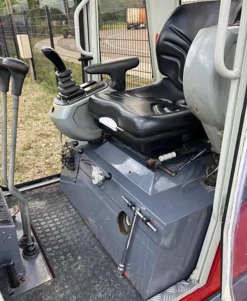 Neuson 2202 RDV (1998) – Mini Pelle 2T – Bon État, Révisée et Prête à l’Emploi – Image 6