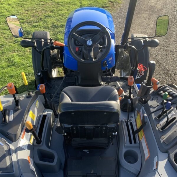 Solis S50, 4 roues motrices, inverseur XL, avec chargeur – Image 5