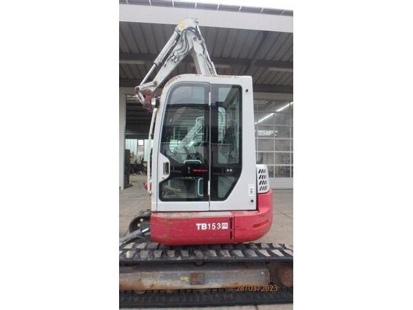 Takeuchi d’occasion 153 FR (2008) – Mini Pelle 5,6T – 5225 h – 3 Godets – Image 14