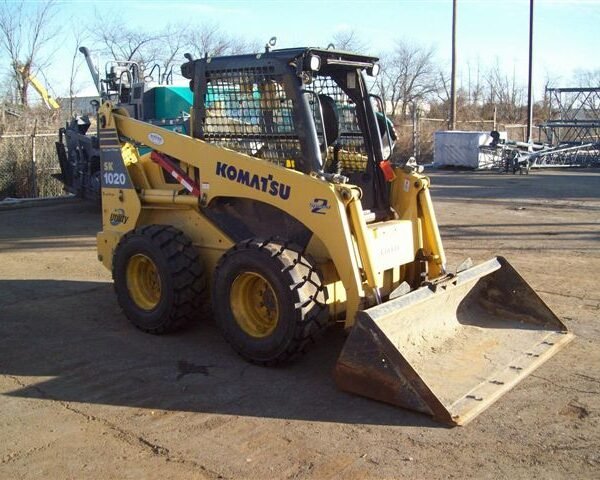 Chargeuse compacte Komatsu SK1020-5 Turbo – 2007 – Image 4