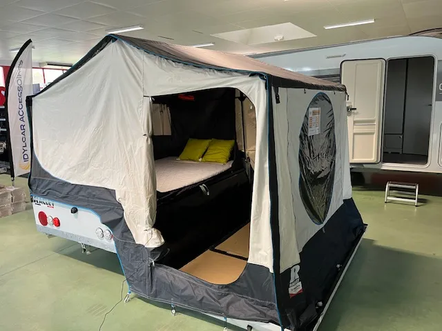 Caravane pliante Raclet 490 kg – 2024