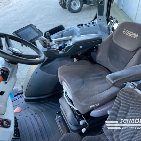 Tracteur Valtra T214 Direct SmartTouch RTK – 2018 – 231 ch – Image 15