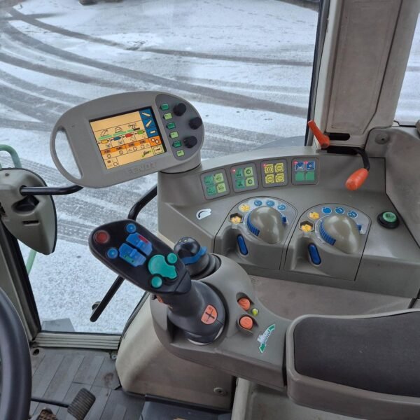Tracteur Fendt 714 Vario – 2003 – 139 ch – Image 11