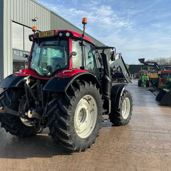 Tracteur Valtra N114 HiTech – 2017 – Image 7