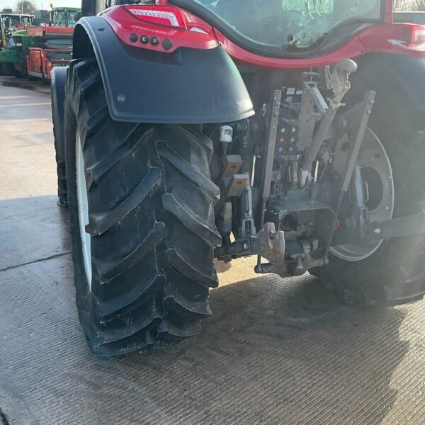 Tracteur Valtra N114 HiTech – 2017 – Image 13